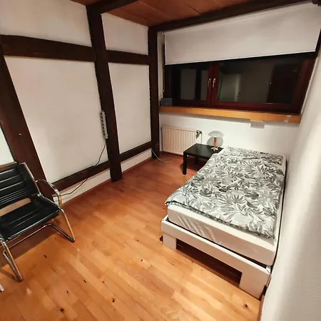 Doppelzimmer Guenstig Und Voll Ausgestattet *