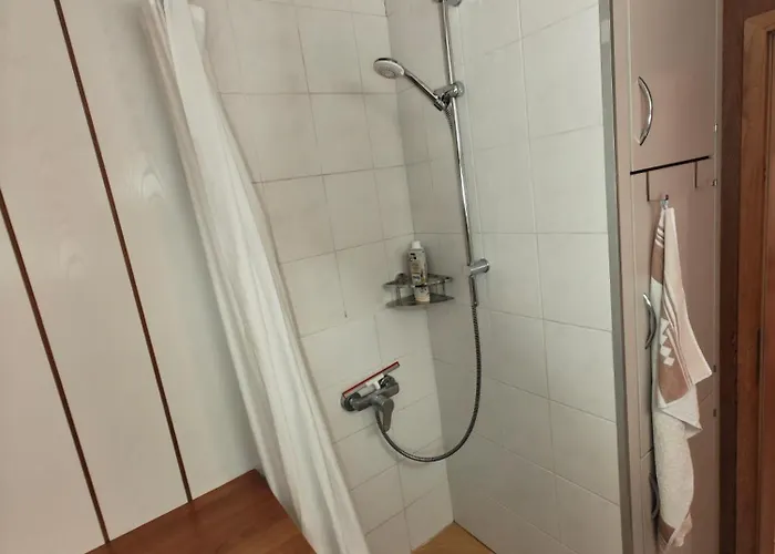 Privat bolig Doppelzimmer Guenstig Und Voll Ausgestattet *