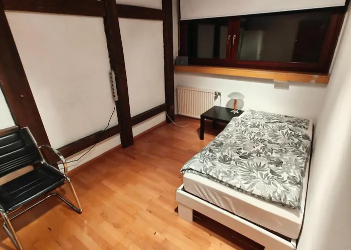 Doppelzimmer Guenstig Und Voll Ausgestattet *